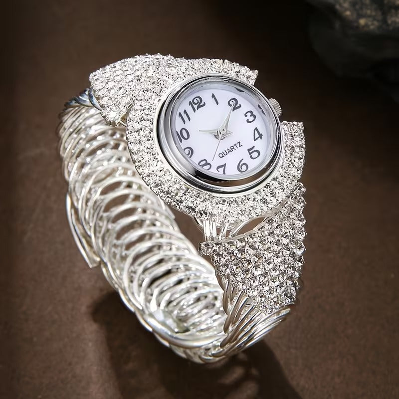 Aurelle Luxe Quartz Watch Timeless Elegance