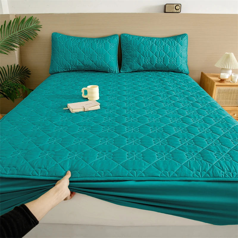 Mattress Protector - Premium Waterproof Bedcover