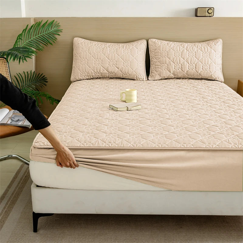 Mattress Protector - Premium Waterproof Bedcover